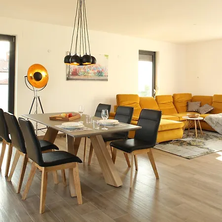 Olive Garden Istra Apartman Bašanija
